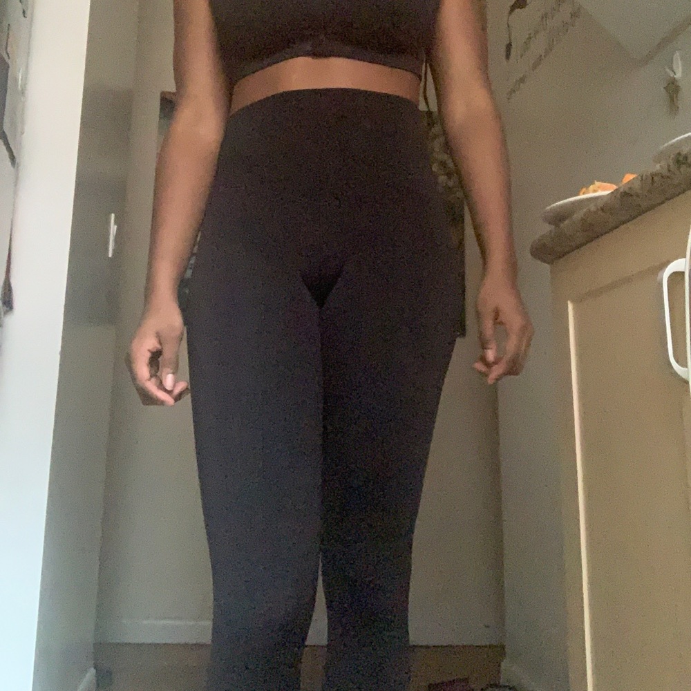 American Eagle active wear bottoms